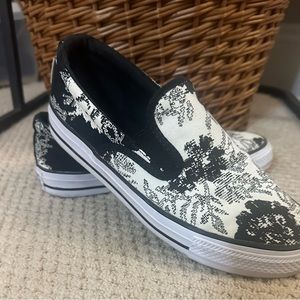 Converse All-star slip-ons.